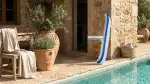 Spazzola per Pareti: Alleata della Tua Piscina